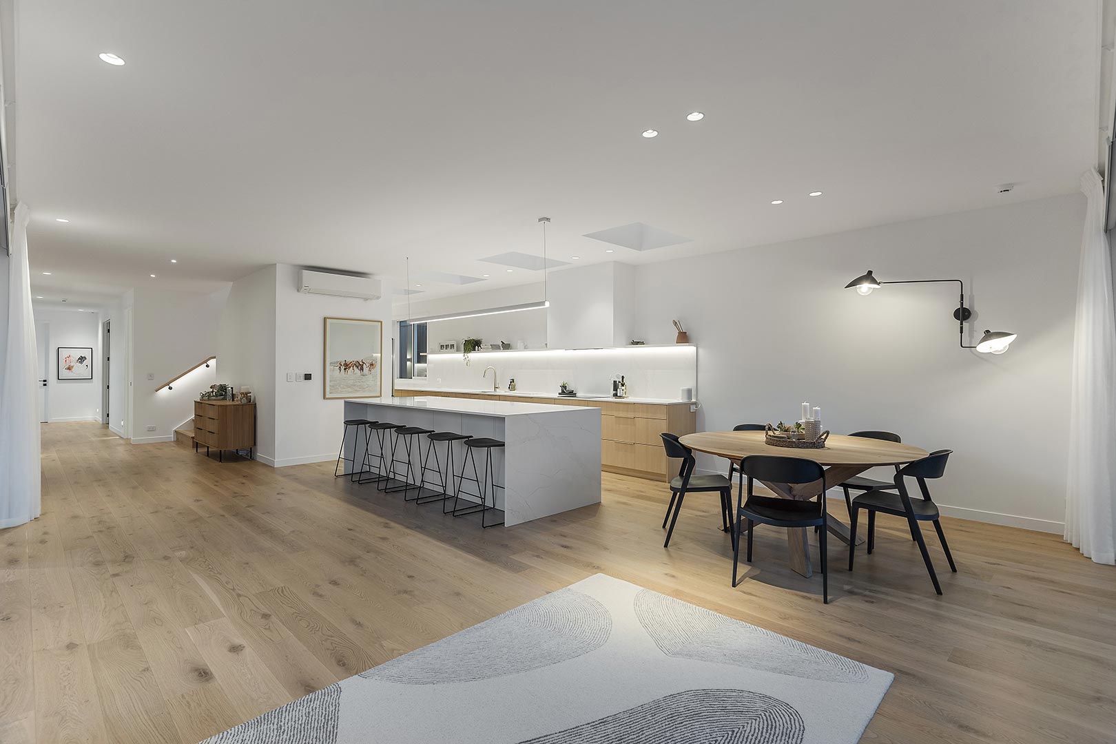 Devonport_New_Build_Cain_Built_Hallway_kitchen