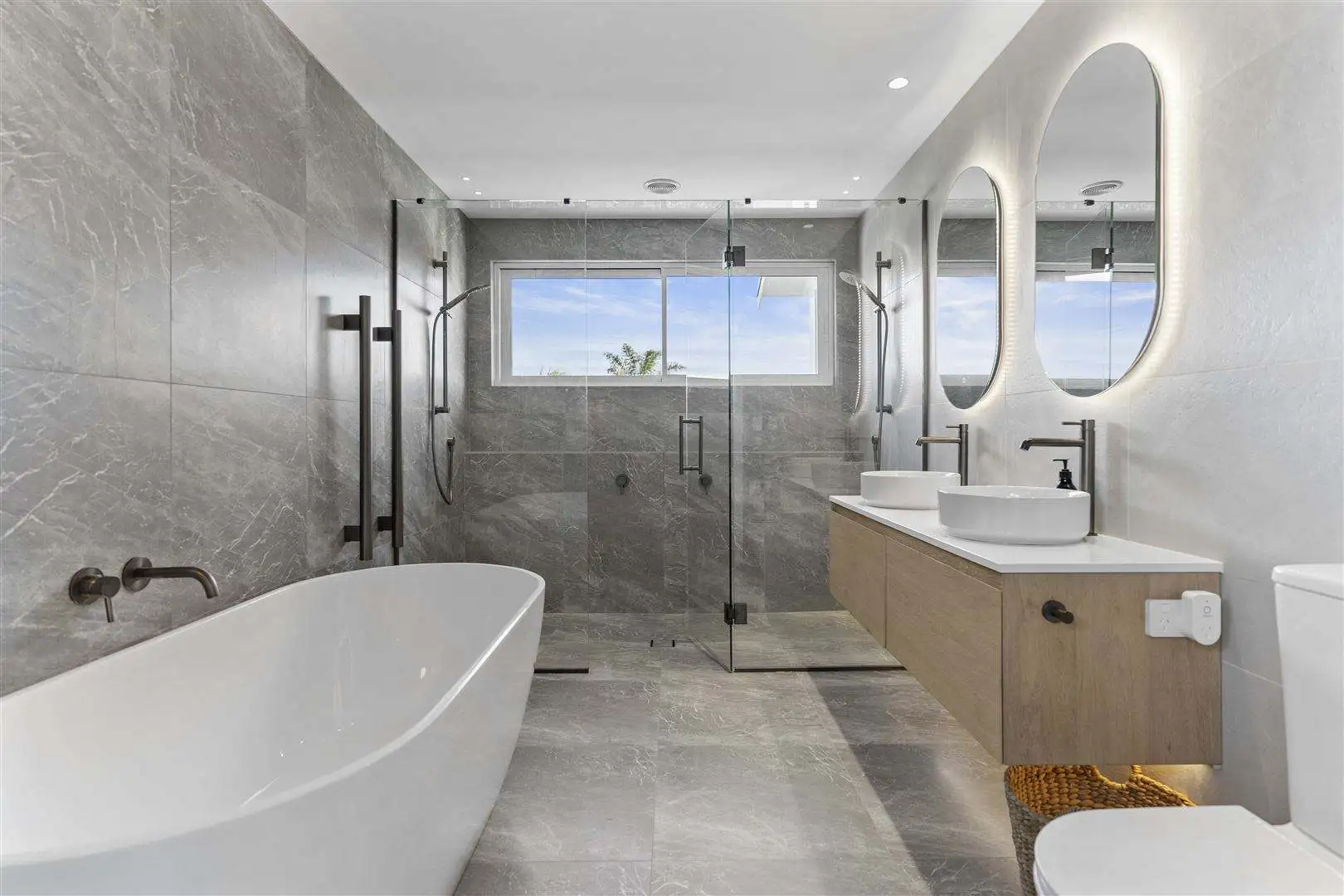 Devonport_New_Build_Cain_Built_bathroom_master