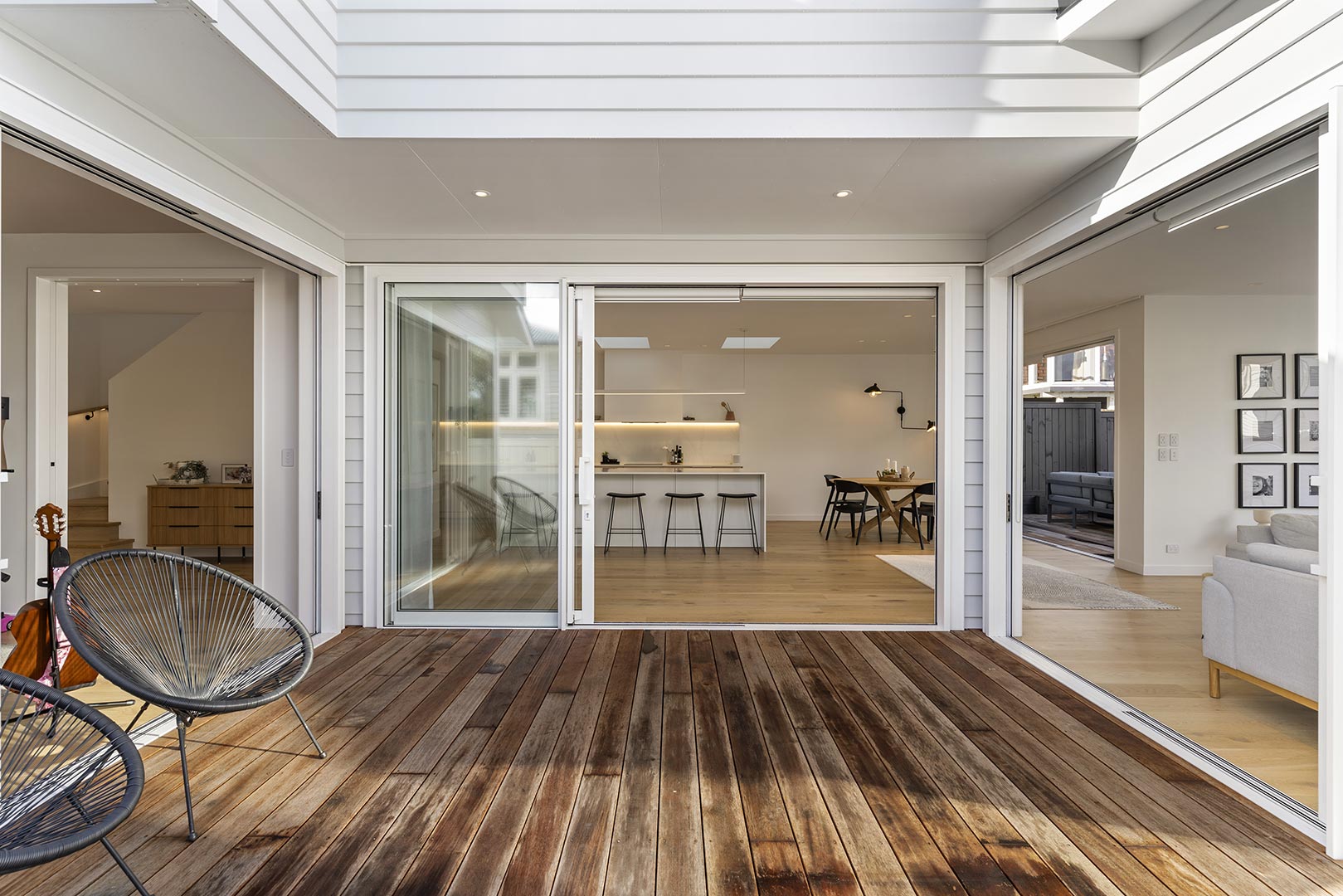 Devonport_New_Build_Cain_Built_courtyard_2